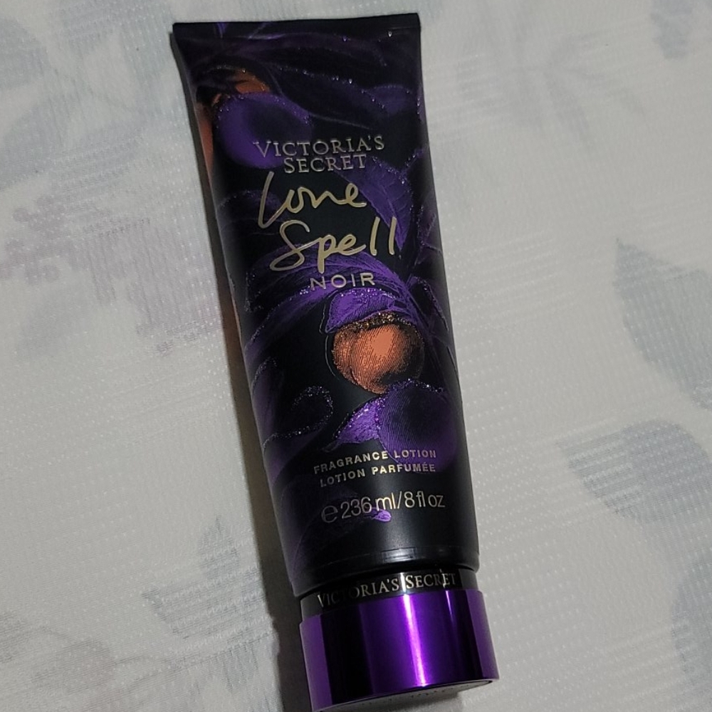 Victoria's Secret Love Spell Noir Lotion